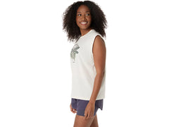 GAME SEASONAL GRAPHIC TOP